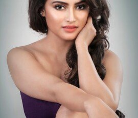 Commercial photographer in Kolkata capturing model photography