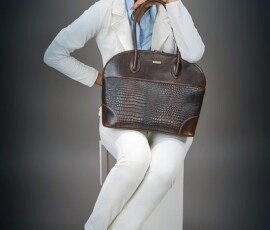 Commercial photographer in Kolkata capturing model photography