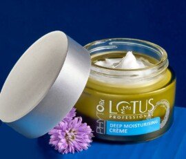 Commercial photographer in Kolkata capturing product photography