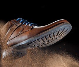 Commercial photographer in Kolkata capturing product photography